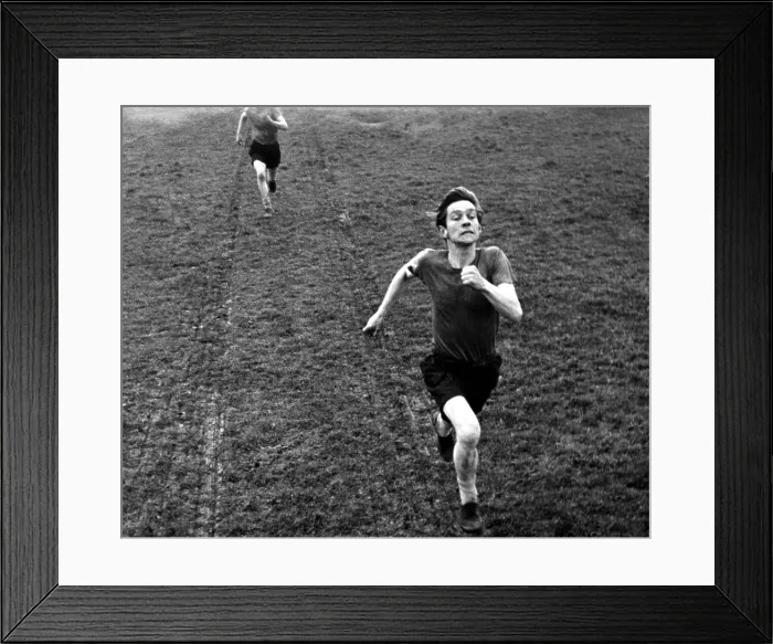 Framed Print : THE LONELINESS OF THE LONG DISTANCE RUNNER, Tom Courtenay, 1962