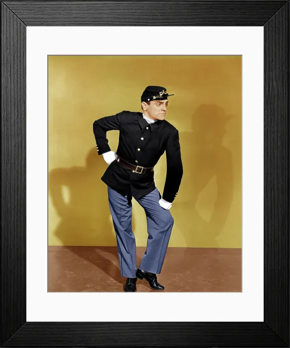 Framed Print : YANKEE DOODLE DANDY, James Cagney, 1942