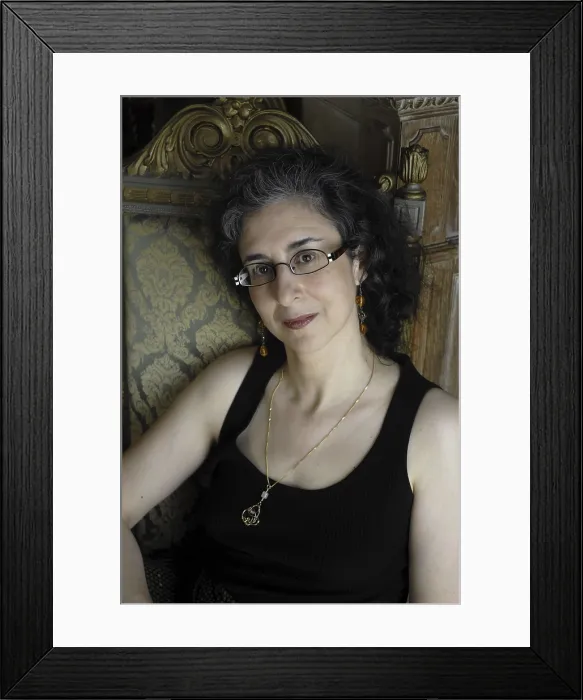 Framed Print : KUSHNEREllen (1955). Writer. 2007. Oscar Elias / AISA / Everett Collection (184680)**US SALES ONLY** Framed Print : KUSHNEREllen (1955). Writer. 2007. Oscar Elias / AISA / Everett Collection (184680)**US SALES ONLY**