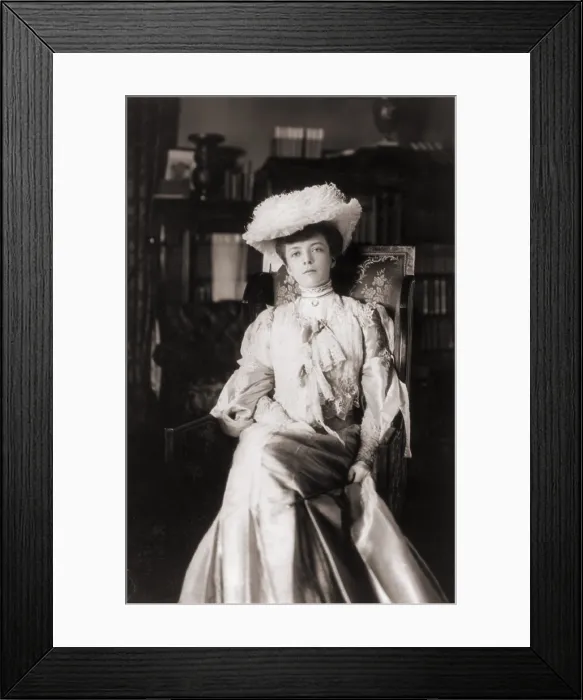 Framed Print : Alice Roosevelt (1884-1980), at the age of 18 in a lace dress and unsmiling regal pose. 1902 Framed Print : Alice Roosevelt (1884-1980), at the age of 18 in a lace dress and unsmiling regal pose. 1902