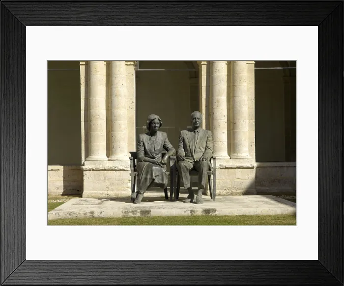 Framed Print : SPAIN. Valladolid. Sculpture of the Kings of Spain in the Cloister of Patio Herreriano. Rafa Prez / AISA / Everett Collection - Image has fine art copyright