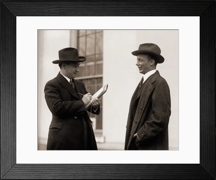 Framed Print : Theodore Roosevelt Jr. (1887-1944), interviewed by a reporter in 1923 Framed Print : Theodore Roosevelt Jr. (1887-1944), interviewed by a reporter in 1923