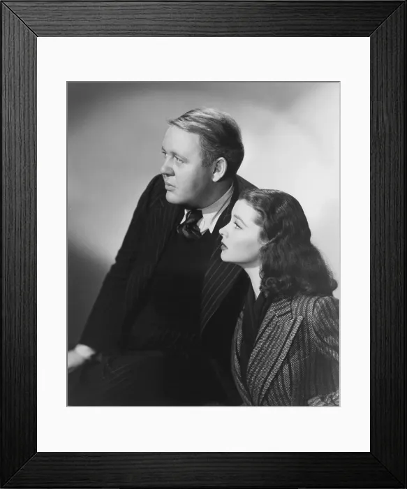 Framed Print : SIDEWALKS OF LONDON, (aka ST. MARTIN'S LANE), from left: Charles Laughton, Vivien Leigh, 1938