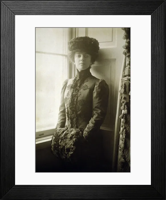 Framed Print : Alice Roosevelt (1884-1980), wearing hat and muff, standing at window, in February 1906, the month of her wedding to Ohio Representative Nicholas Longworth Framed Print : Alice Roosevelt (1884-1980), wearing hat and muff, standing at window, in February 1906, the month of her wedding to Ohio Representative Nicholas Longworth