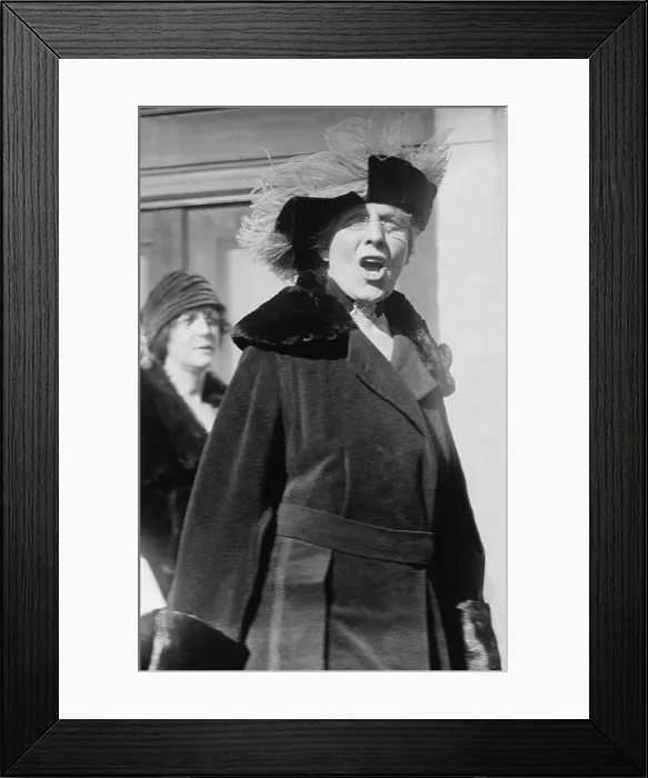 Framed Print : First Lady Florence Harding (1860-1924), answering a reporter's question