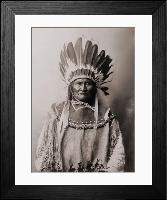 Framed Print : Geronimo (1829-1909), Chiricahua Apache warrior in Indian clothing and feathered headdress. 1907