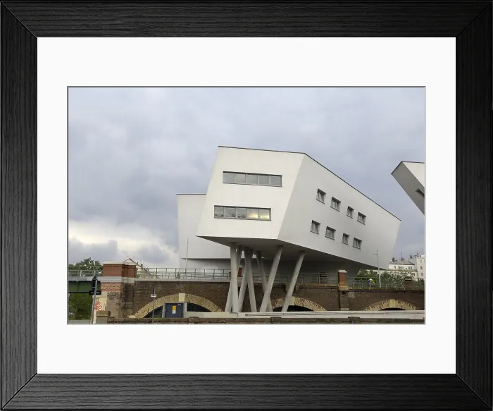 Framed Print : AUSTRIA. Vienna. Housing over Spittelau Viaduct (2006), project by Zaha Hadid. AISA / Everett Collection - Image has fine art copyright Framed Print : AUSTRIA. Vienna. Housing over Spittelau Viaduct (2006), project by Zaha Hadid. AISA / Everett Collection - Image has fine art copyright