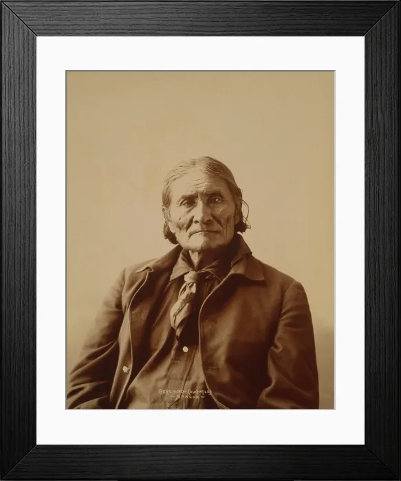 Framed Print : Geronimo (1829-1909), Chiricahua Apache warrior in 1898, when he was held with his family at Fort Sill, Oklahoma Framed Print : Geronimo (1829-1909), Chiricahua Apache warrior in 1898, when he was held with his family at Fort Sill, Oklahoma