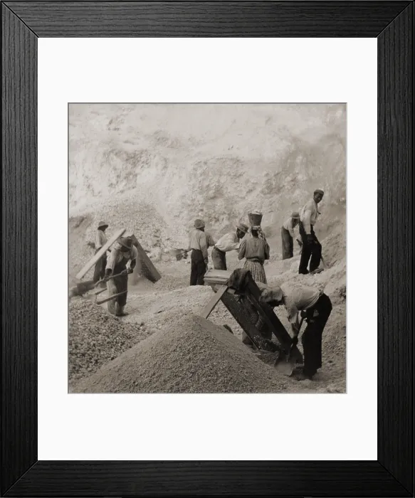 Framed Print : Afro-Caribbean laborers, including one woman, in the stone quarries, Jamaica in 1900 Framed Print : Afro-Caribbean laborers, including one woman, in the stone quarries, Jamaica in 1900