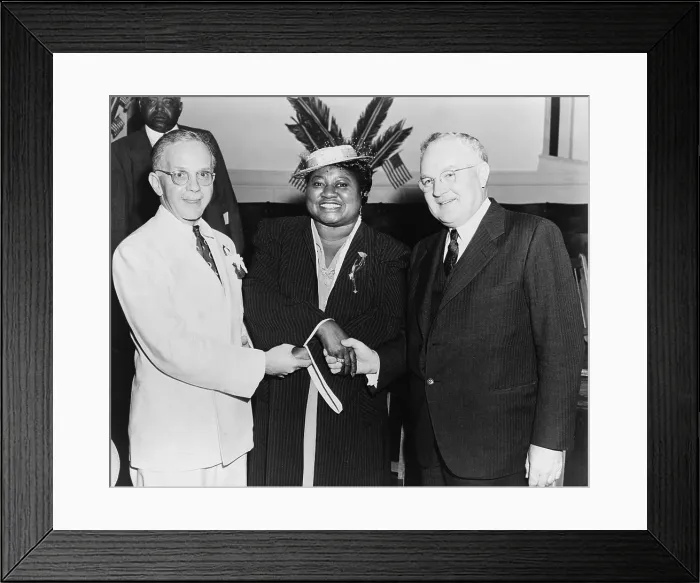 Framed Print : Hattie McDaniel (1895-1952), shaking hands with NAACP leaders, Walter F. White and Arthur Spingarn. McDaniel the first black performer to win an Academy Award in 1939 Framed Print : Hattie McDaniel (1895-1952), shaking hands with NAACP leaders, Walter F. White and Arthur Spingarn. McDaniel the first black performer to win an Academy Award in 1939
