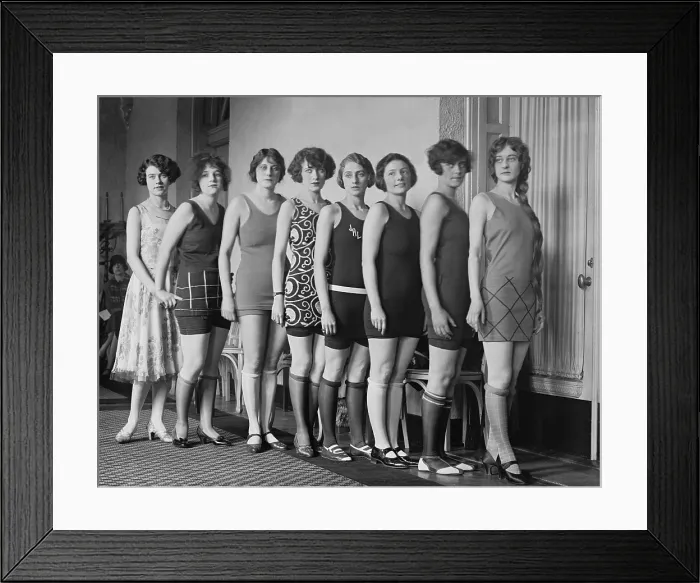 Framed Print : Applicants to the Paramount Motion Picture School, dressed in fashionable bathing suits and rolled stockings, 1925 Framed Print : Applicants to the Paramount Motion Picture School, dressed in fashionable bathing suits and rolled stockings, 1925