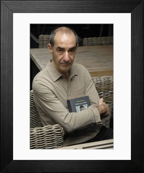 Framed Print : CohenMarcelo (1951 - ). Argentinian writer. Oscar Elias / AISA / Everett Collection (189435)**US SALES ONLY** Framed Print : CohenMarcelo (1951 - ). Argentinian writer. Oscar Elias / AISA / Everett Collection (189435)**US SALES ONLY**