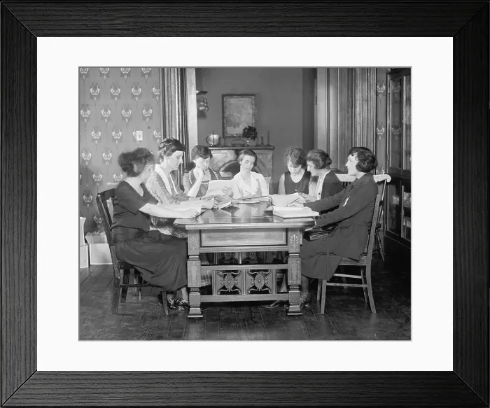 Framed Print : Women of the National Women's Party meeting in 1922. The NWP lobbied unsuccessfully for an Equal Rights Amendment, which was introduced in Congress in 1923 Framed Print : Women of the National Women's Party meeting in 1922. The NWP lobbied unsuccessfully for an Equal Rights Amendment, which was introduced in Congress in 1923