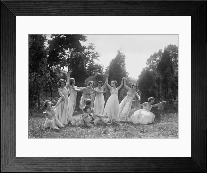 Framed Print : Dancers of the National American Ballet pose outdoors for Washington, D.C. press photographers in 1924 Framed Print : Dancers of the National American Ballet pose outdoors for Washington, D.C. press photographers in 1924