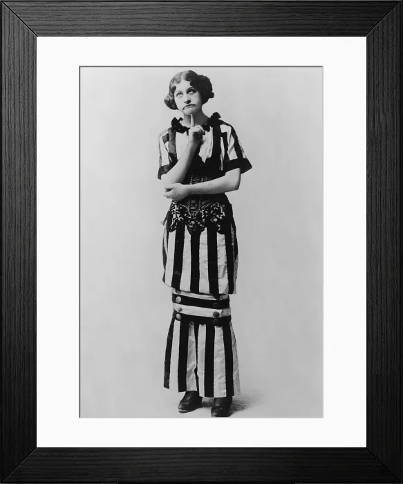 Framed Print : Fanny Brice (1891-1951) in 1910 portrait, when she was only 19 and already a star Ziegfeld Follies. Her life was the subject of the hit musical, FUNNY GIRL (1968) Framed Print : Fanny Brice (1891-1951) in 1910 portrait, when she was only 19 and already a star Ziegfeld Follies. Her life was the subject of the hit musical, FUNNY GIRL (1968)