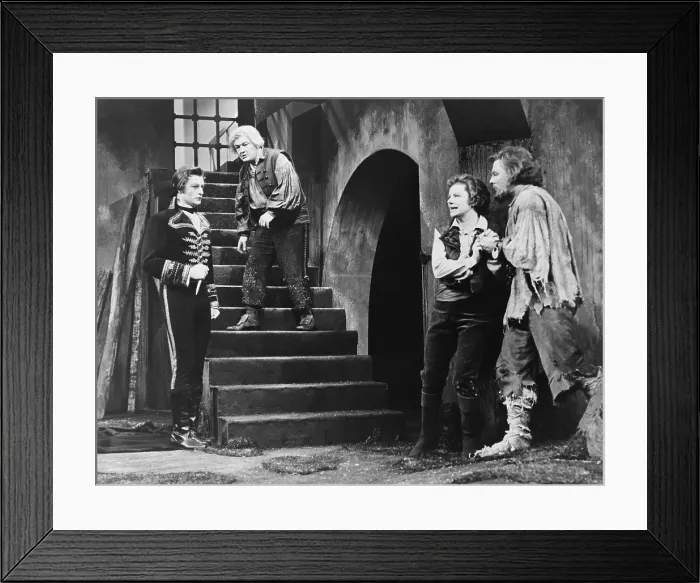 Framed Print : The climactic scene from Beethoven's only opera FIDELIO, in which Leonora (Irene Jordan), protects her imprisoned husband, Florestan (John Alexander)