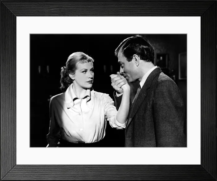 Framed Print : THE MAN BETWEEN, Hildegarde Neff, James Mason, 1953 Framed Print : THE MAN BETWEEN, Hildegarde Neff, James Mason, 1953