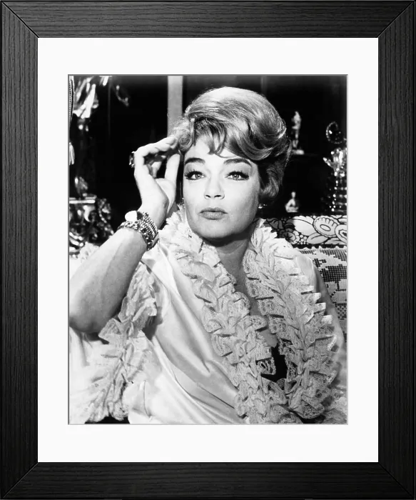 Framed Print : THE SLEEPING CAR MURDER, Simone Signoret, 1965