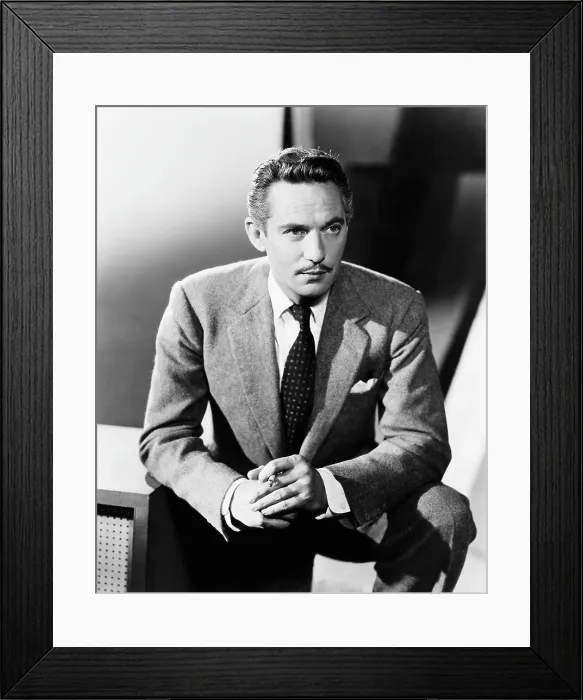 Framed Print : SIMON AND LAURA, Peter Finch, 1955