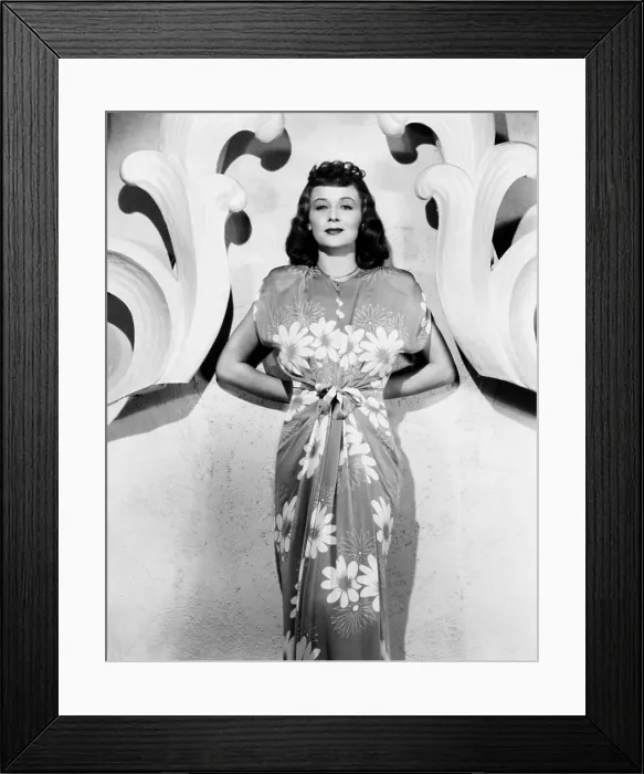 Framed Print : SHE WROTE THE BOOK, Gloria Stuart, 1946