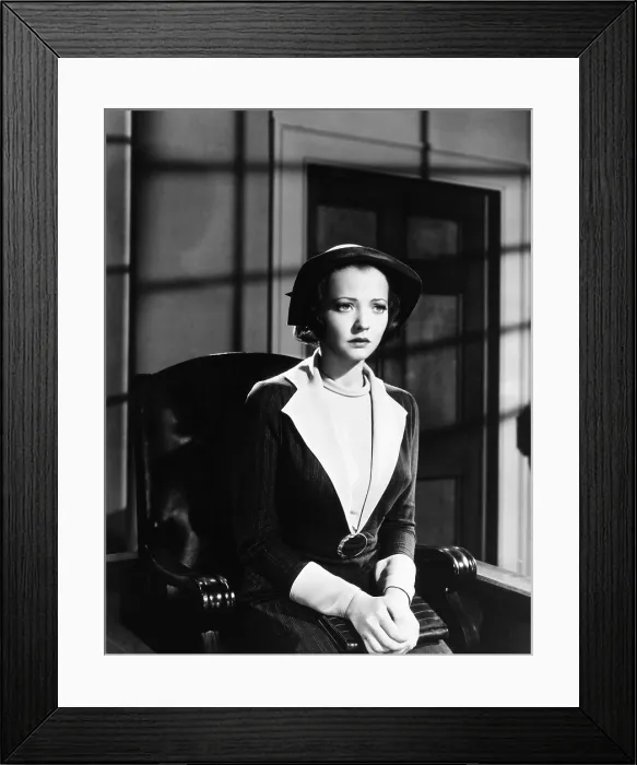 Framed Print : MARY BURNS, FUGITIVE, Sylvia Sidney, 1935 Framed Print : MARY BURNS, FUGITIVE, Sylvia Sidney, 1935