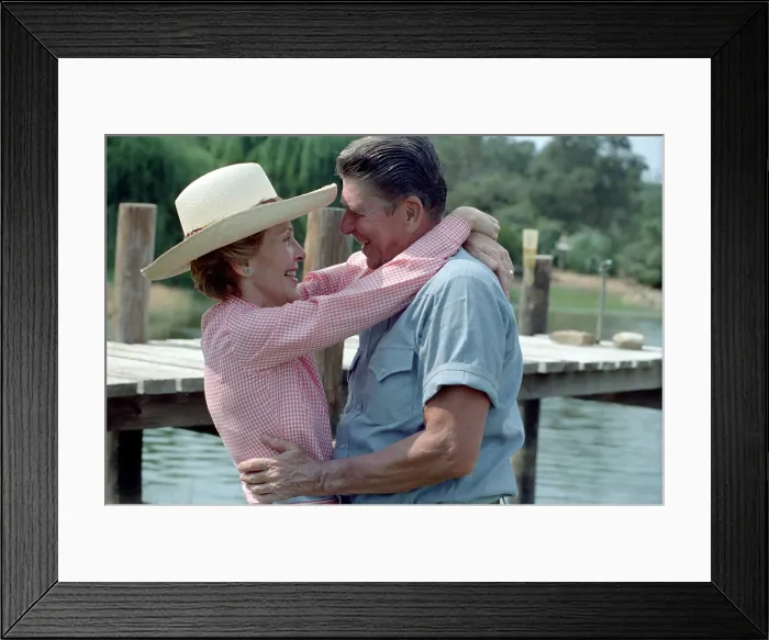Framed Print : President Ronald and Nancy Reagan in an affectionate pose at their Santa Barbara, California retreat, Rancho Del Celo. August 17, 1983