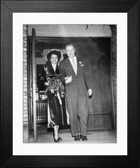 Framed Print : Gerald and Betty Ford walk out of Grace Episcopal Church, following their marriage in Grand Rapids, Michigan, on October 15, 1948 Framed Print : Gerald and Betty Ford walk out of Grace Episcopal Church, following their marriage in Grand Rapids, Michigan, on October 15, 1948