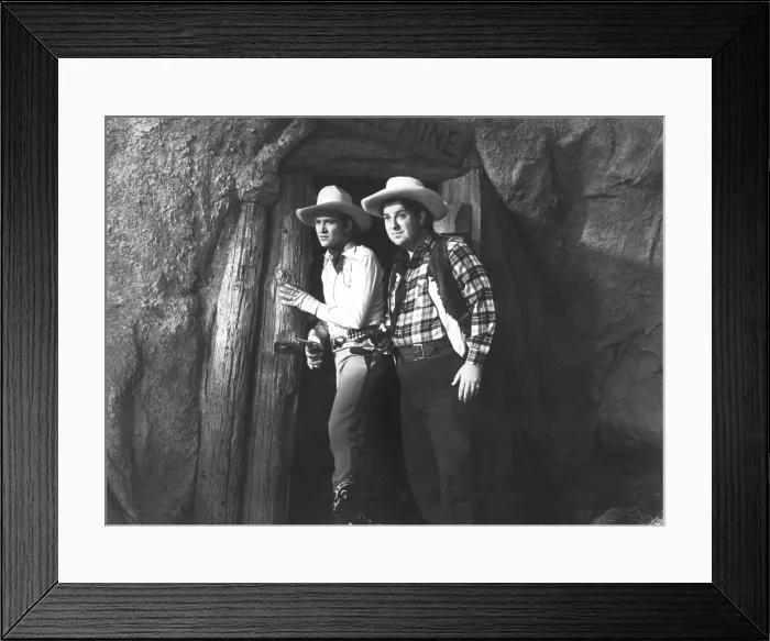 Framed Print : MAN FROM MUSIC MOUNTAIN, Gene Autry, Smiley Burnette, 1938 Framed Print : MAN FROM MUSIC MOUNTAIN, Gene Autry, Smiley Burnette, 1938
