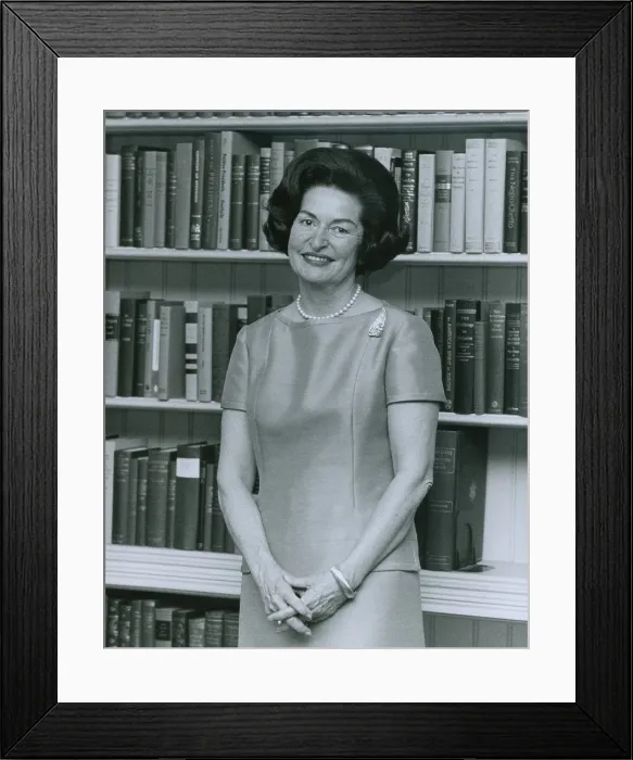 Framed Print : First Lady, Lady Bird Johnson, in 1964 White House portrait Framed Print : First Lady, Lady Bird Johnson, in 1964 White House portrait