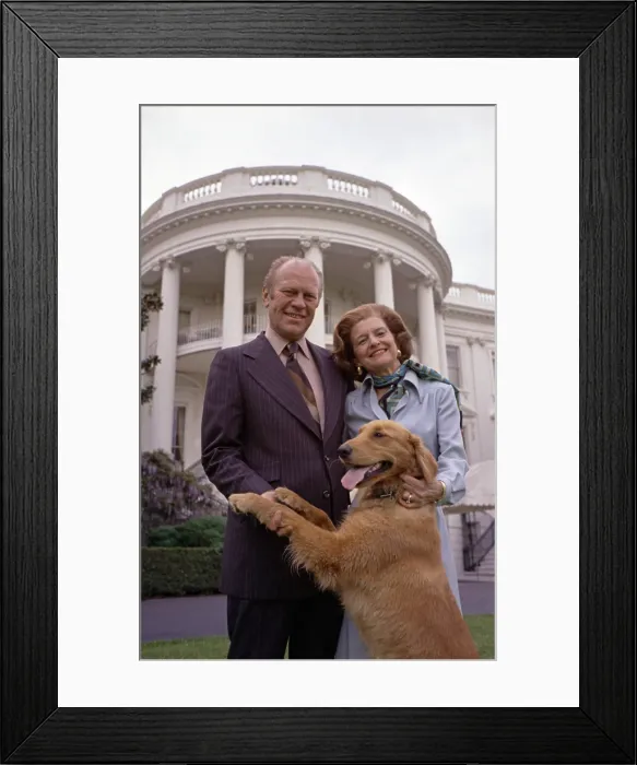 Framed Print : President Gerald Ford and wife Betty pose with Liberty, their pet golden retriever. South Lawn of the White House. May 9, 1975. Photo by David Hume Kennerly Framed Print : President Gerald Ford and wife Betty pose with Liberty, their pet golden retriever. South Lawn of the White House. May 9, 1975. Photo by David Hume Kennerly