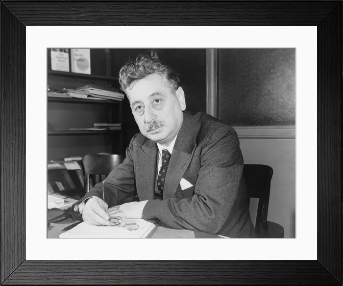 Framed Print : Sholem Asch (1880-1957), Polish born Jewish writer, immigrated to America in 1914, wrote in Yiddish on Jewish identity in secular 20th century society. 1940