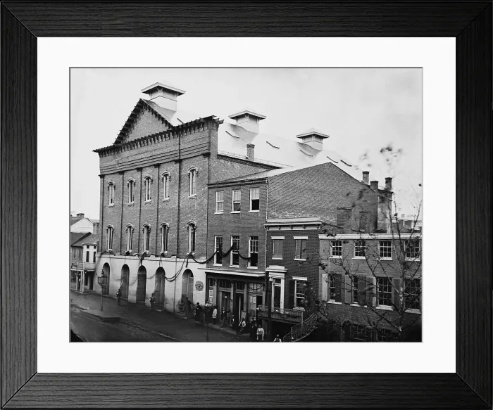 Framed Print : Abraham Lincoln's assassination took place in Ford's Theatre on April 14, 1865 Framed Print : Abraham Lincoln's assassination took place in Ford's Theatre on April 14, 1865