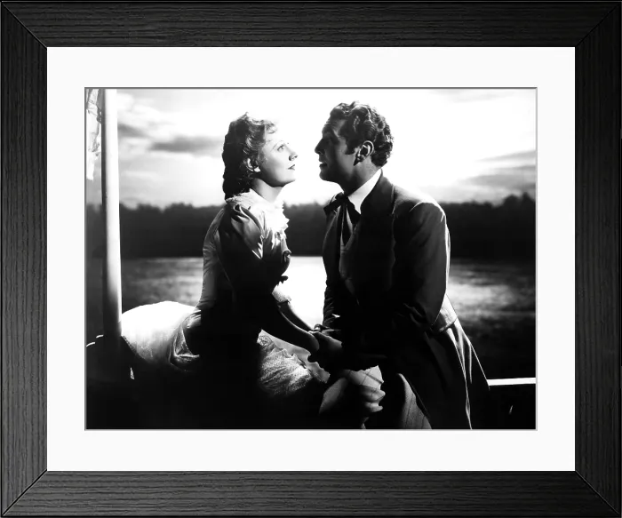 Framed Print : SHOW BOAT, Irene Dunne, Allan Jones, 1936 Framed Print : SHOW BOAT, Irene Dunne, Allan Jones, 1936