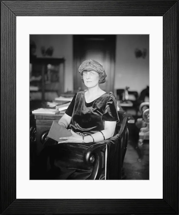 Framed Print : Roxie Stinson, divorced but not estranged former wife of Jess Smith, right-hand man to Attorney General Frank Daugherty