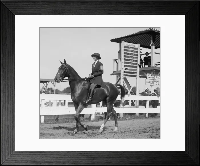 Framed Print : Alisa Mellon (1901-1969), daughter of Andrew Mellon and Nora Mary McMullen (1879-1973), a 20-year-old Irishwoman from the family that owned the Guinness Brewing Co
