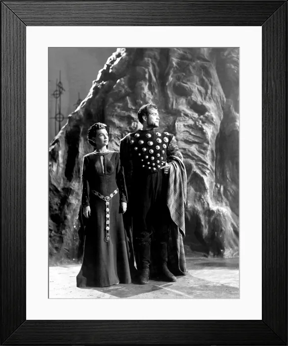 Framed Print : MACBETH, from left, Jeanette Nolan, Orson Welles, 1948