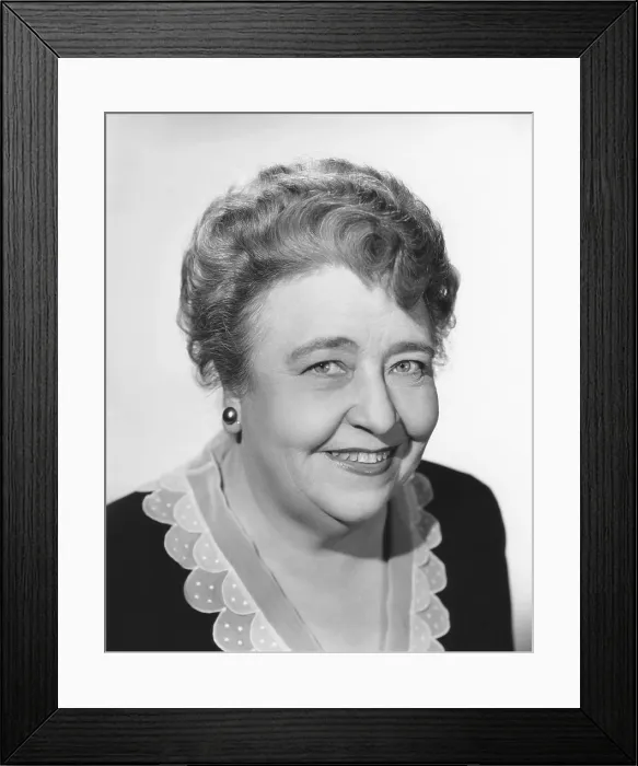 Framed Print : SHE'S A SWEETHEART, Jane Darwell, 1944