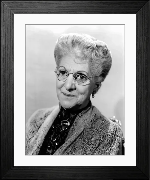 Framed Print : SHE'S A SOLDIER TOO, Beulah Bondi, 1944