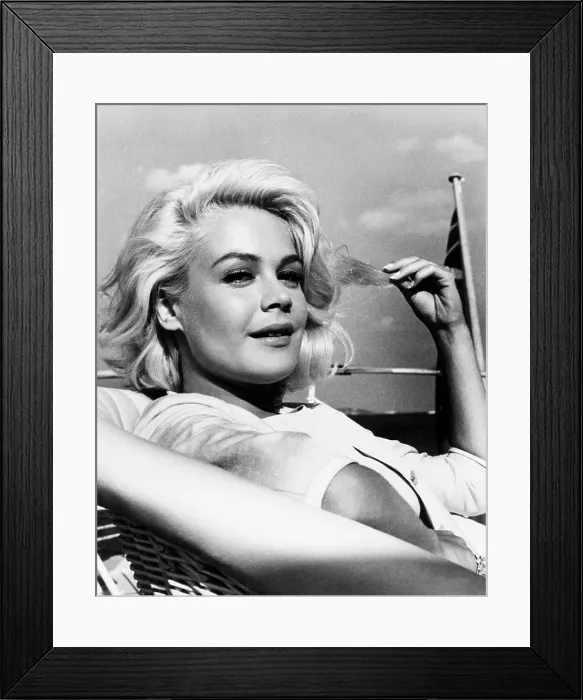 Framed Print : A MAN COULD GET KILLED, Sandra Dee, 1966