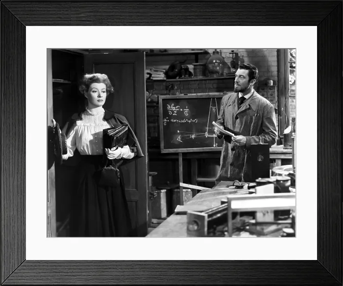Framed Print : MADAME CURIE, Greer Garson, Walter Pidgeon, 1943