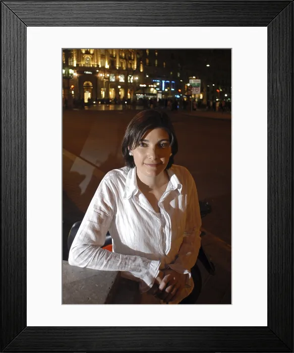 Framed Print : BARRENASara (1971). Writer. 2006. Oscar Elias / AISA / Everett Collection (184605)**US SALES ONLY** Framed Print : BARRENASara (1971). Writer. 2006. Oscar Elias / AISA / Everett Collection (184605)**US SALES ONLY**