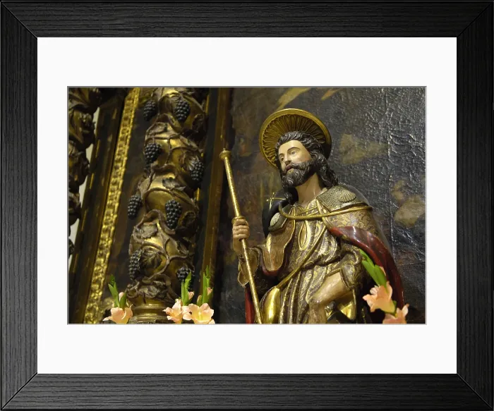Framed Print : SPAIN. Cariena. Church of Our Lady of Assumption. Detail of grapes on the baroque altarpice. AISA / Everett Collection**US SALES ONLY**
