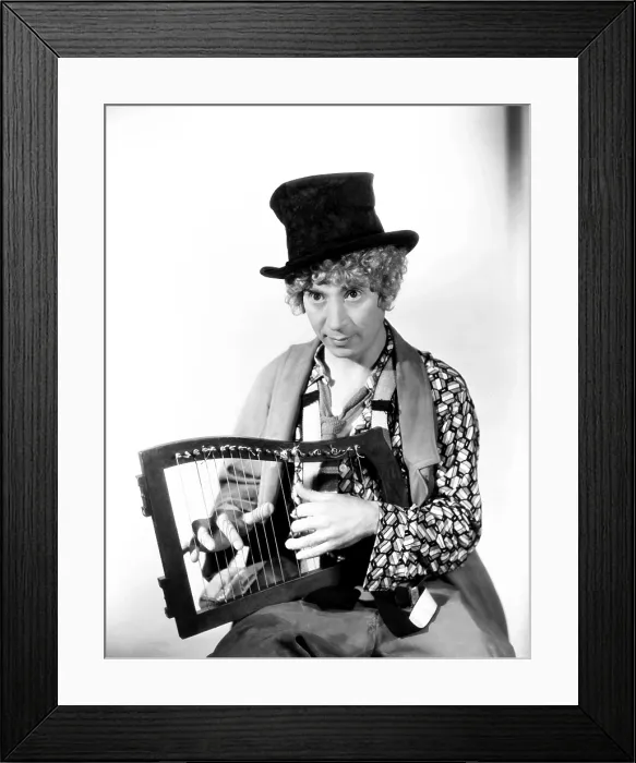Framed Print : DUCK SOUP, Harpo Marx, 1933