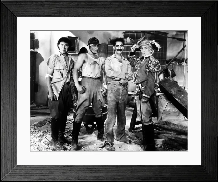 Framed Print : DUCK SOUP, Chico Marx, Zeppo Marx, Groucho Marx, Harpo, 1933
