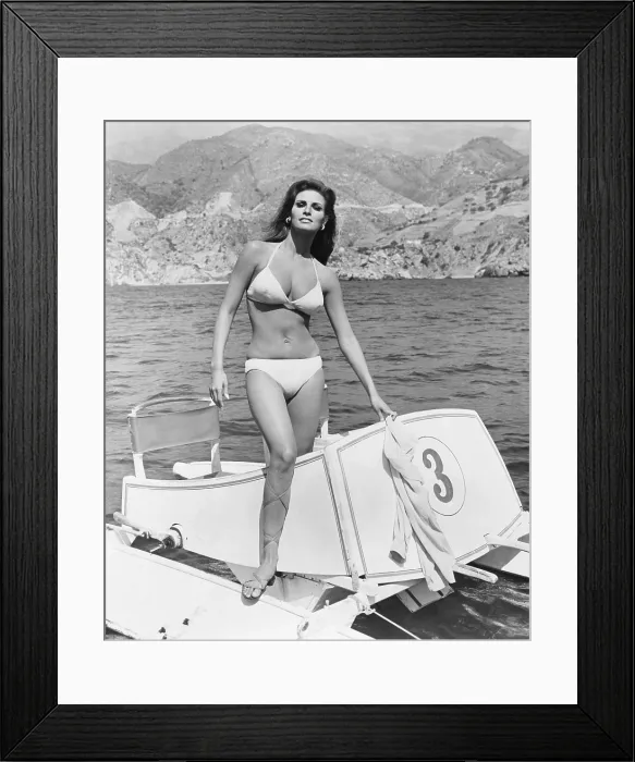 Framed Print : FATHOM, Raquel Welch, 1967, 20th Century-Fox Film Corporation, TM & Copyright / courtesy Everett Collection
