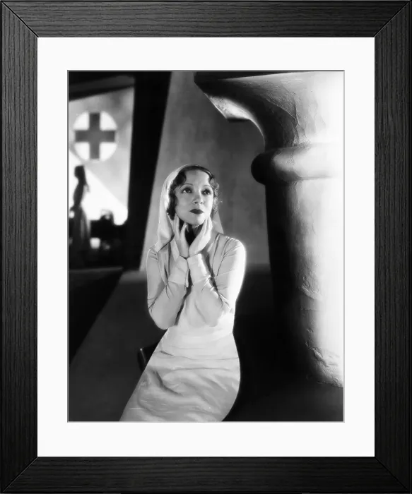 Framed Print : A FAREWELL TO ARMS, Helen Hayes, 1932 Framed Print : A FAREWELL TO ARMS, Helen Hayes, 1932
