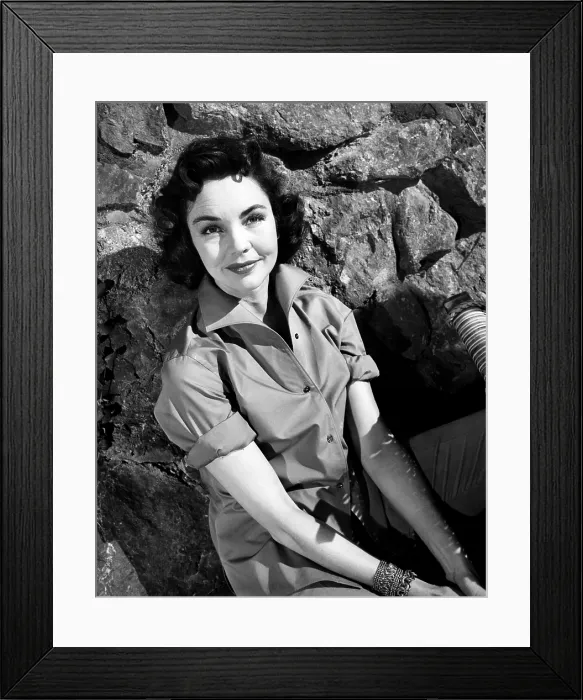 Framed Print : A FAREWELL TO ARMS, Jennifer Jones, 1957, TM and Copyright 20th Century Fox Film Corp. All rights reserved. Courtesy: Everett Collection