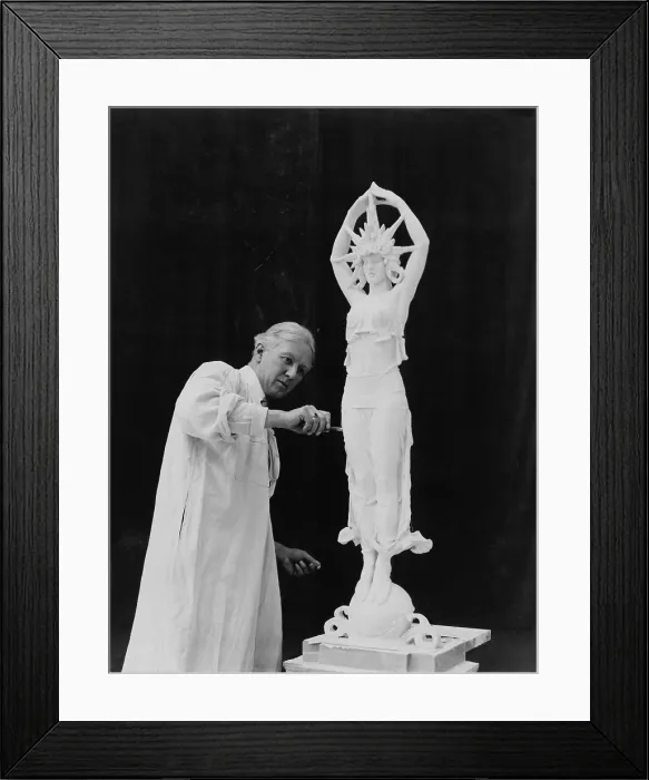 Framed Print : Alexander Calder (1870-1945), working on an allegorical sculpture for the Panama-Pacific International Exposition in San Francisco, California. 1914
