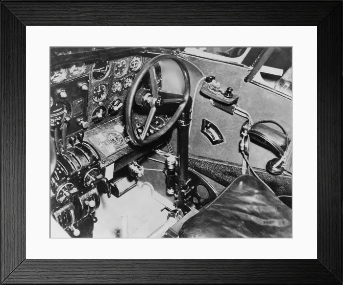 Framed Print : Cockpit of Amelia Earhart's plane, a Lockheed L-10E Electra