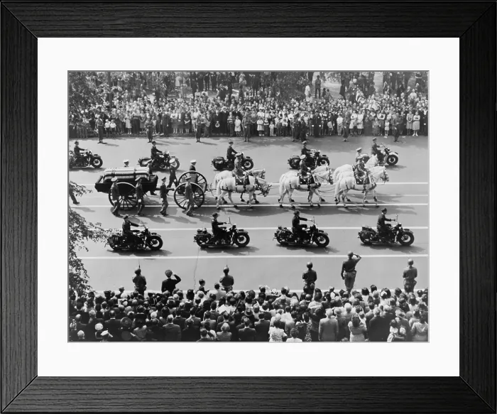 Framed Print : Bird's-eye view of President Franklin D. Roosevelt's funeral caisson. April 1945